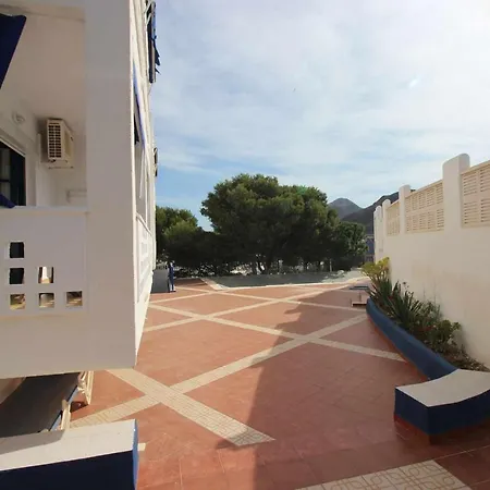 Estudio Tres Pinos Piscina, Junto Al Mar *